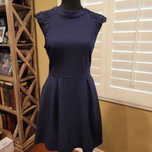 Juniors dress by Speechless size L